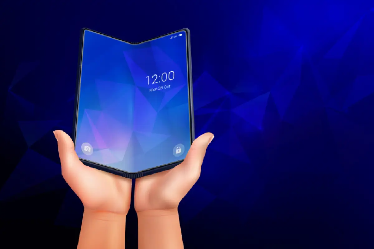 Moto Razr+ 2024: Enhancing an Exceptional Flip Foldable Smartphone
