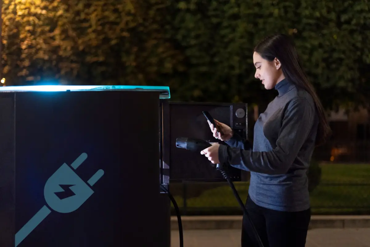 IONNA chooses Hubject to Elevate EV Charging Experience Across North America