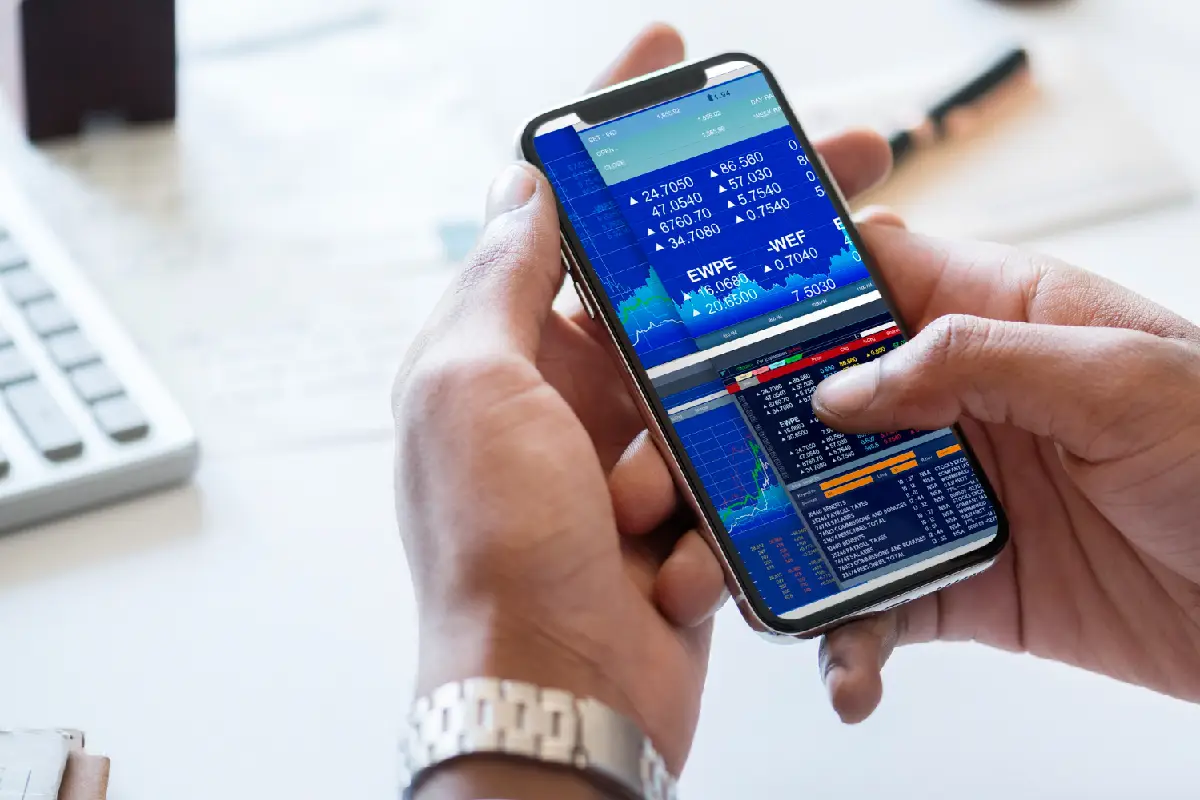JustMarkets Sets New Mobile Trading Standards After 10 months of Launch